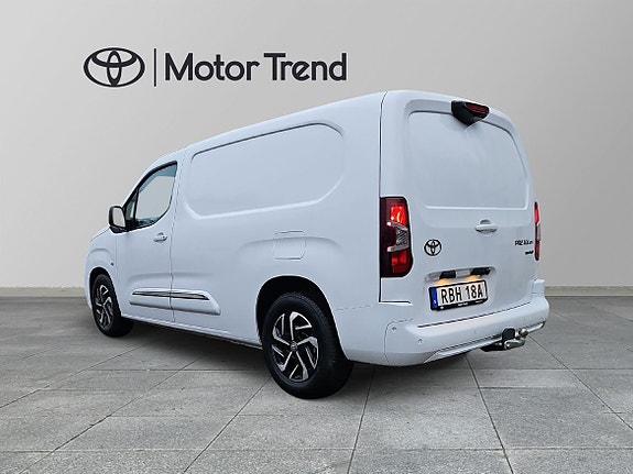 Toyota Proace City 2 of 5