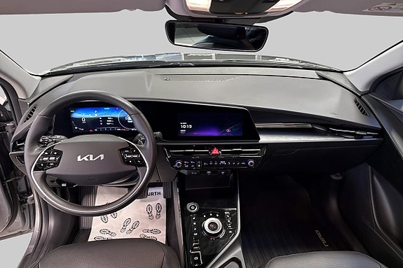 Kia Niro 11 of 15