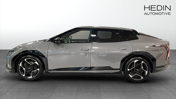 Kia EV4 6 of 13