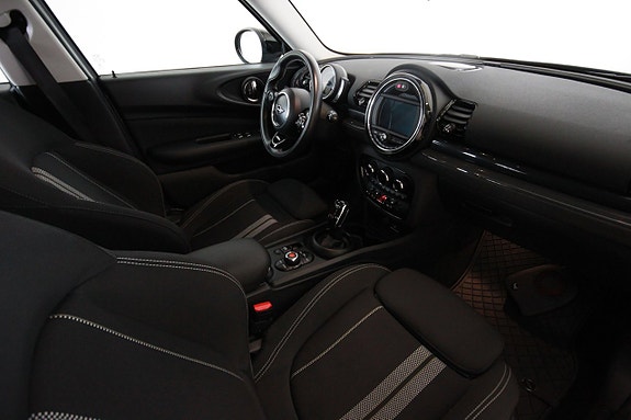 MINI Clubman Cooper S 4 of 6