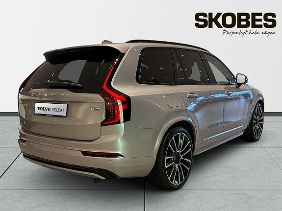 Volvo XC90 7 of 26