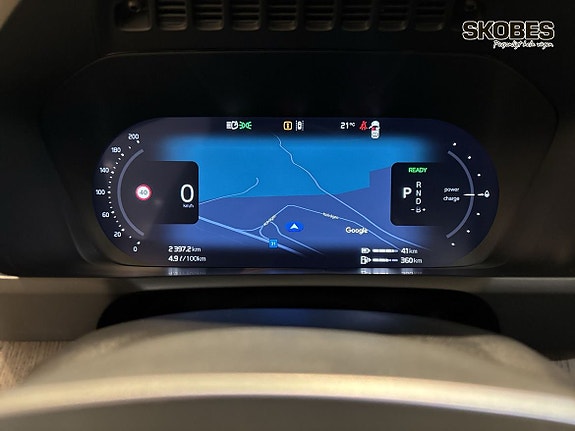Volvo XC90 13 of 26