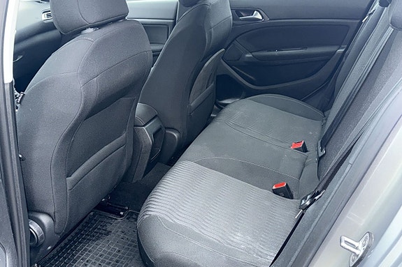 Peugeot 308 8 of 8