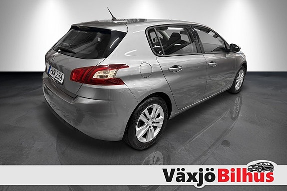 Peugeot 308 3 of 8