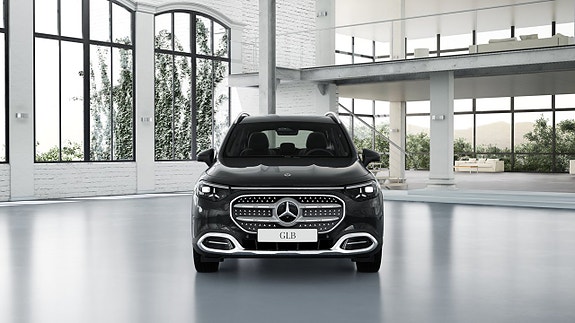 Mercedes-Benz GLB250+ 8 of 17
