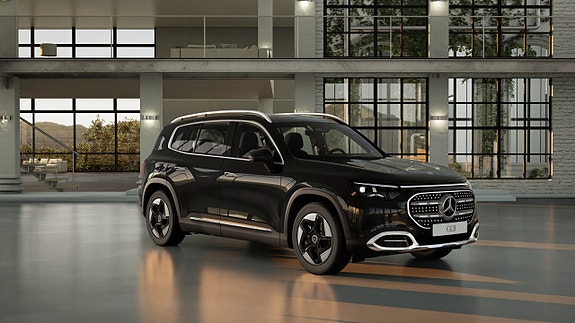 Mercedes-Benz GLB250+ 9 of 17