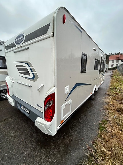Caravelair Artica 586 Family VÅNINGSÄNG 15 of 16