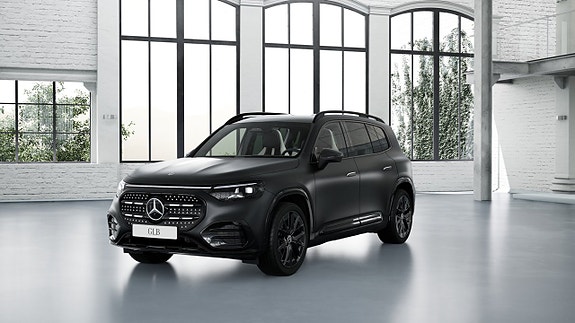 Mercedes-Benz GLB250+ 7 of 17
