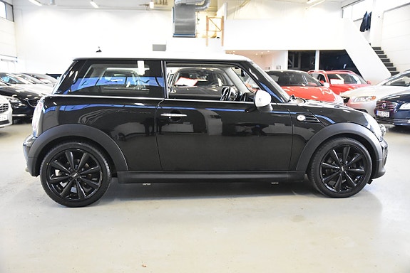 MINI Cooper 3 of 5