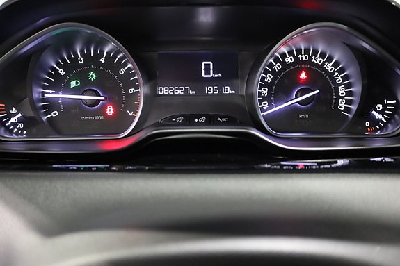 Peugeot 208 16 of 19