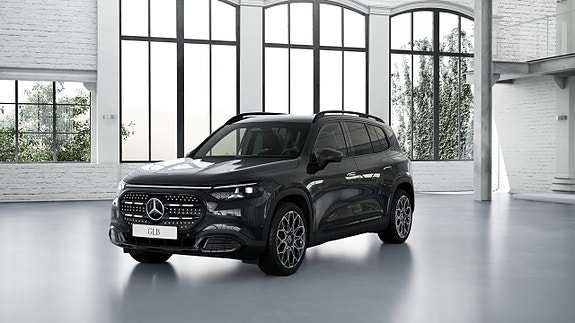 Mercedes-Benz GLB350 7 of 16