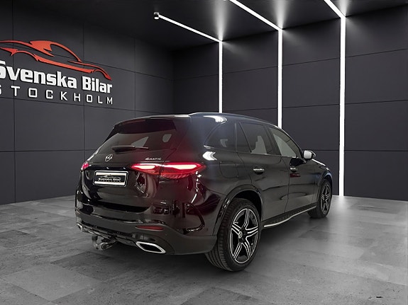 Mercedes-Benz GLC300 e 6 of 21
