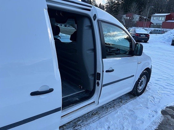 Volkswagen Caddy 4 of 5
