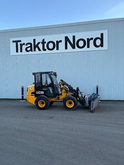 JCB 403 50hk, 30km/h inkl vikplog, 166tim