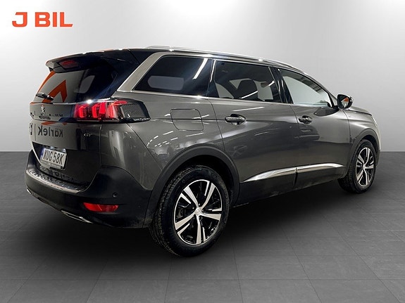 Peugeot 5008 4 of 5