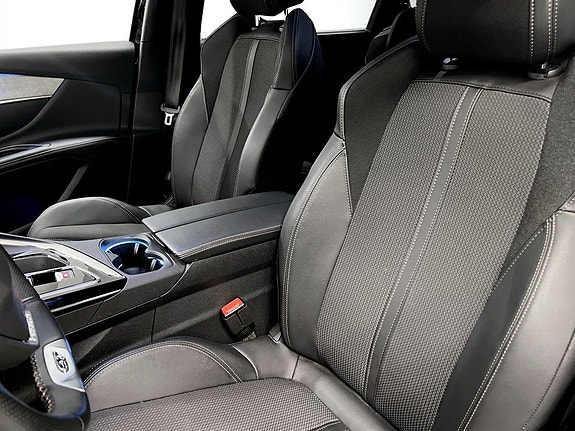 Peugeot 5008 6 of 17