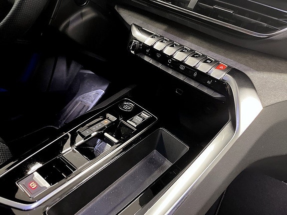 Peugeot 5008 12 of 17