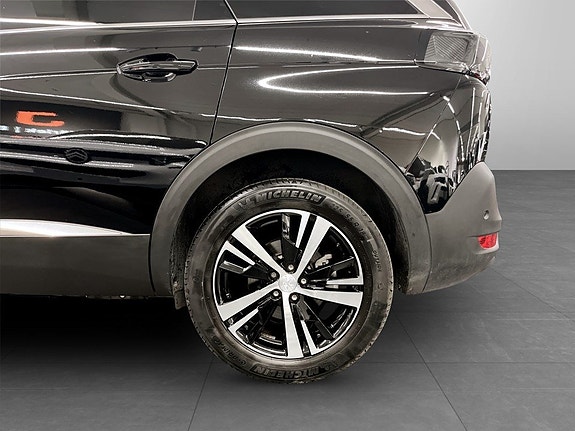 Peugeot 5008 16 of 17