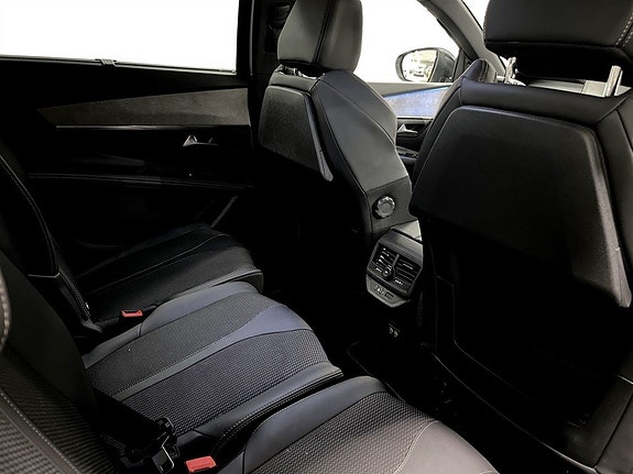 Peugeot 5008 14 of 17