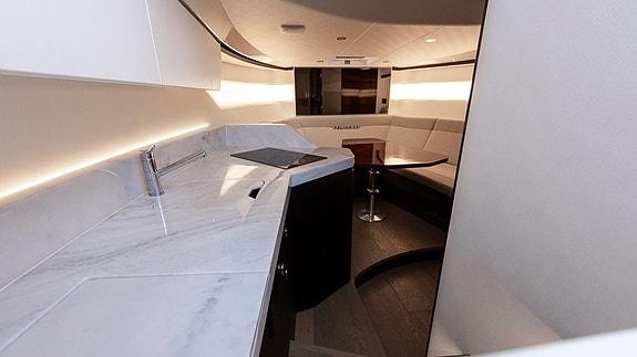 Fairline F//Line 33 - 2022 10 of 30