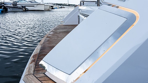 Fairline F//Line 33 - 2022 26 of 30