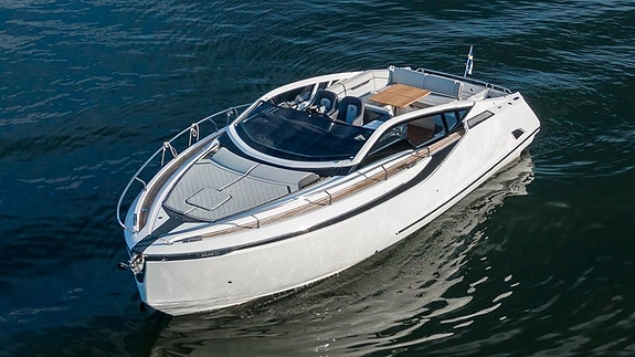 Fairline F//Line 33 - 2022 20 of 30