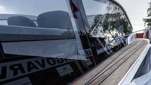 Fairline F//Line 33 - 2022 24 of 30