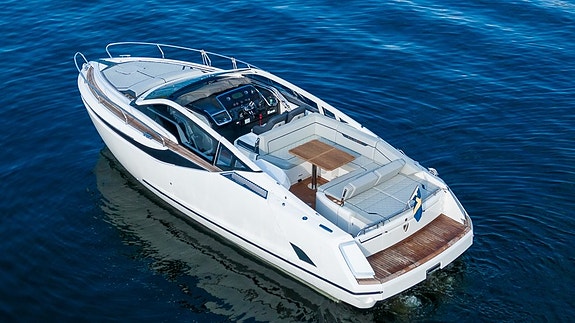 Fairline F//Line 33 - 2022 2 of 30