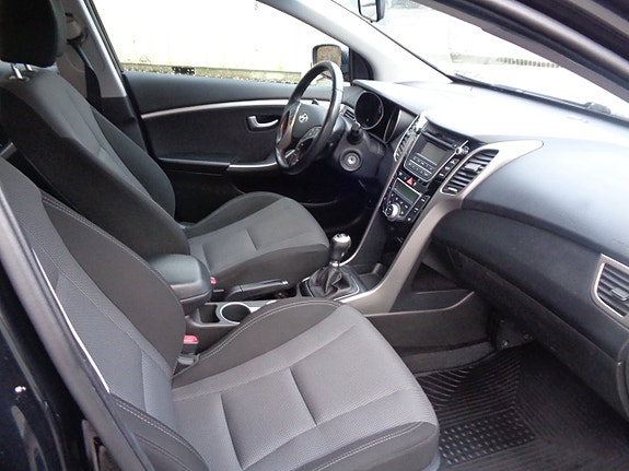 Hyundai i30 7 of 11