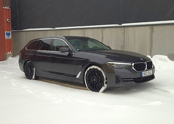 BMW 530e