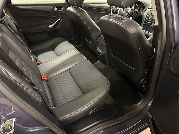 Ford Mondeo 8 of 19