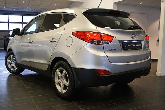 Hyundai ix35 2 of 5