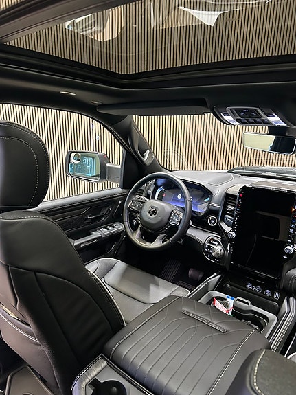 Dodge RAM 1500 6 of 16