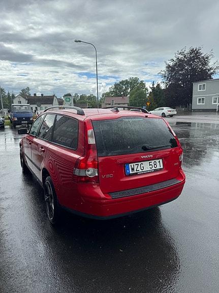Volvo V50 5 of 5