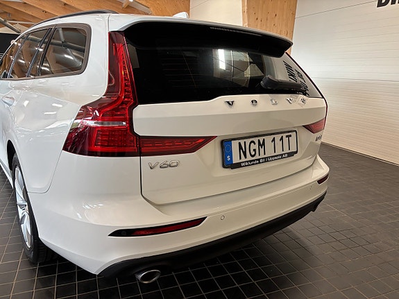 Volvo V60 4 of 25