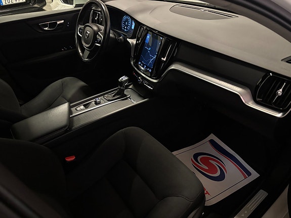 Volvo V60 21 of 25