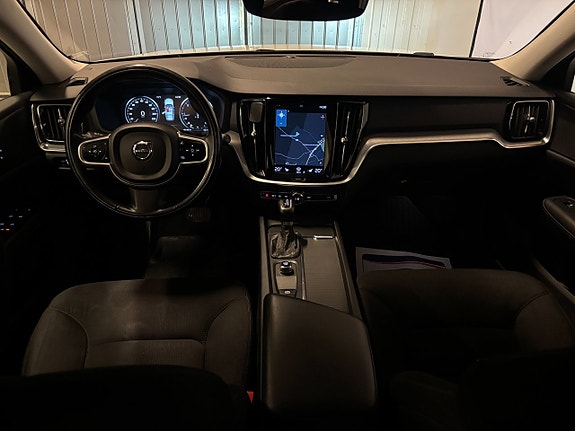 Volvo V60 18 of 25