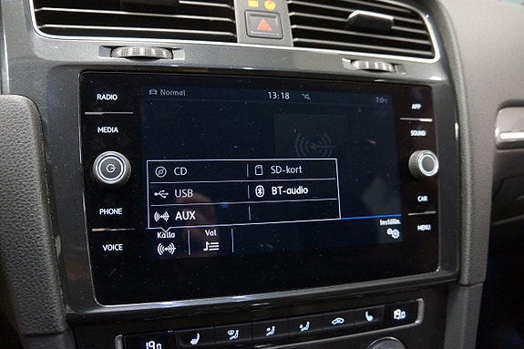 Volkswagen Golf Alltrack 15 of 16