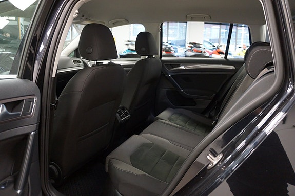 Volkswagen Golf Alltrack 4 of 16