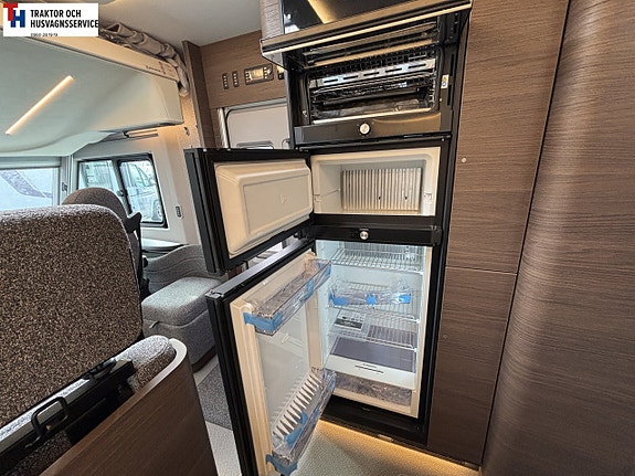 Adria SUPERSONIC 780 SL - Mercedes Benz 17 of 21