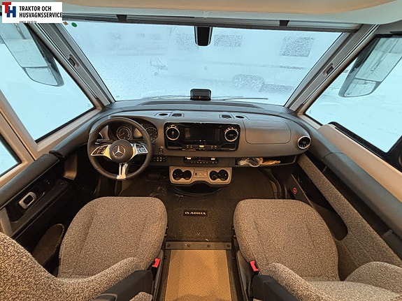 Adria SUPERSONIC 780 SL - Mercedes Benz 9 of 21