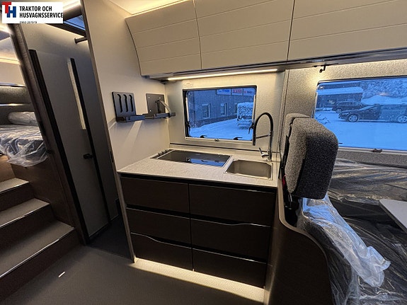 Adria SUPERSONIC 780 SL - Mercedes Benz 16 of 21