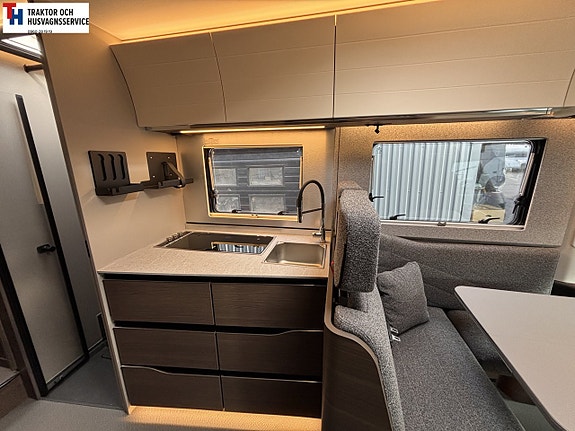 Adria SUPERSONIC 780 SL - Mercedes Benz 15 of 21