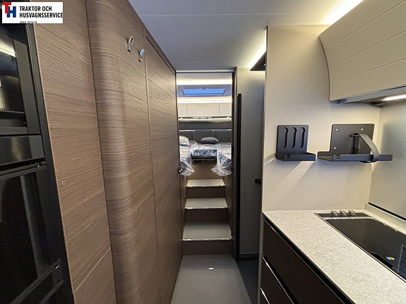 Adria SUPERSONIC 780 SL - Mercedes Benz 20 of 21