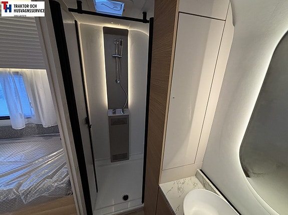Adria ADORA 663 UT 19 of 21