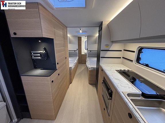 Adria ADORA 663 UT 14 of 21