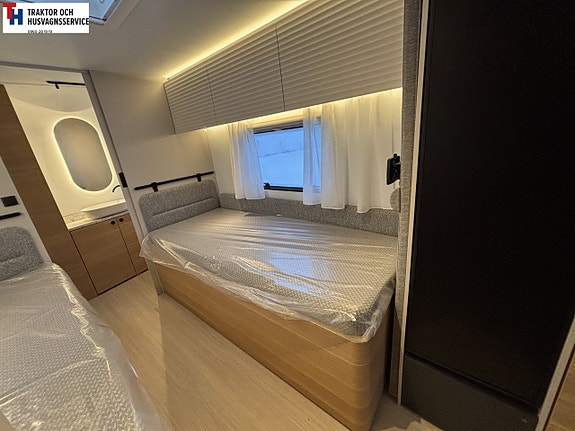 Adria ADORA 663 UT 16 of 21