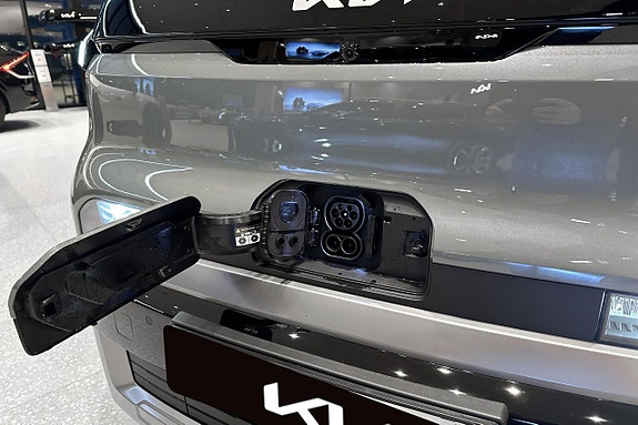 Kia PV5 28 of 28
