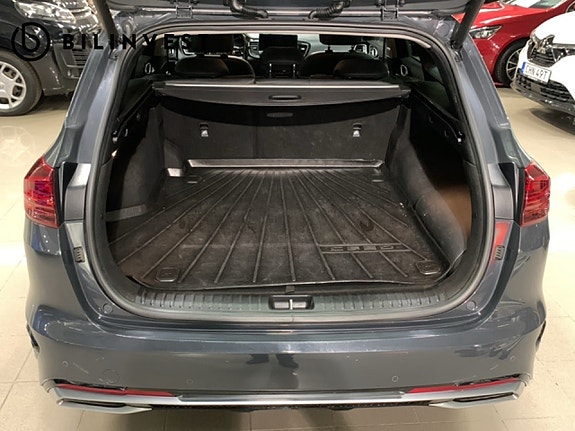 Kia Ceed 13 of 17