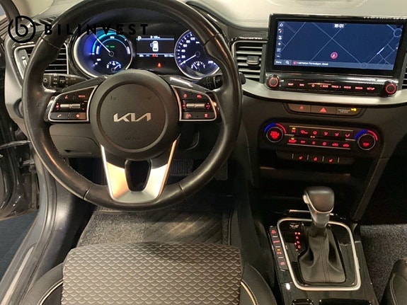 Kia Ceed 8 of 17